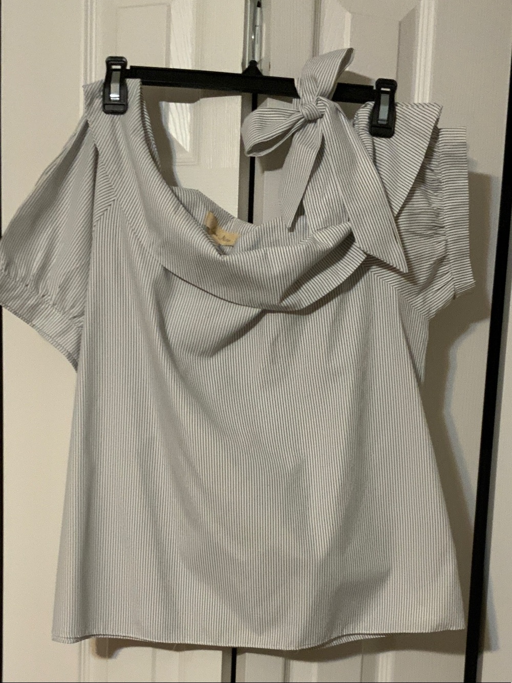 Love Notes Gray Pinstripe One-Shoulder Bow Top